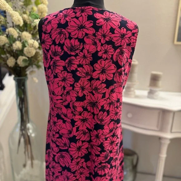 Aryeh Pink and Black Floral Midi Dress - Picture 2 of 4